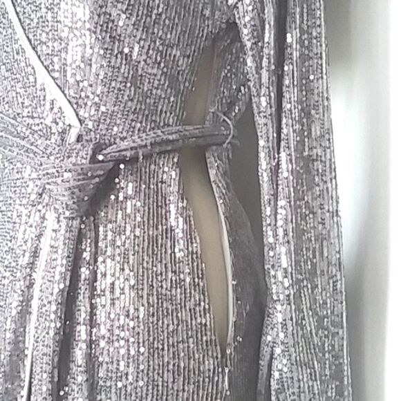 Silver Sequins Mock Wrap Mini Dress Cocktail Long Sleeve New with Tags size S - Picture 3 of 12